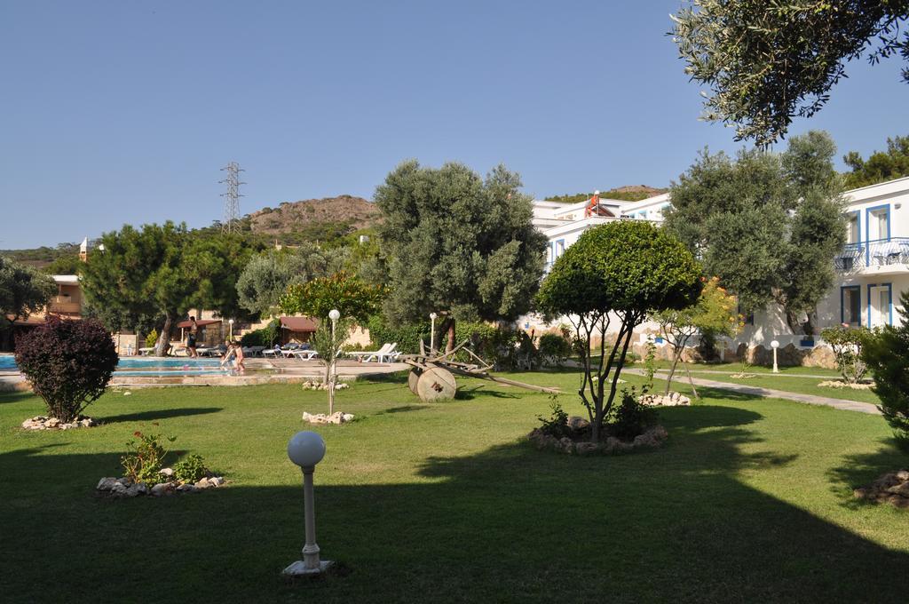 Club Mackerel Holiday Village Фоча Экстерьер фото