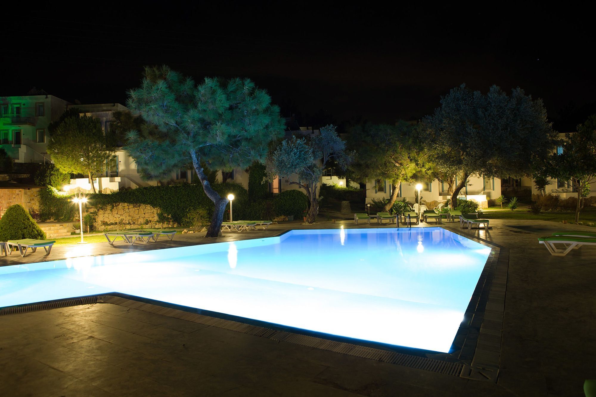 Club Mackerel Holiday Village Фоча Экстерьер фото